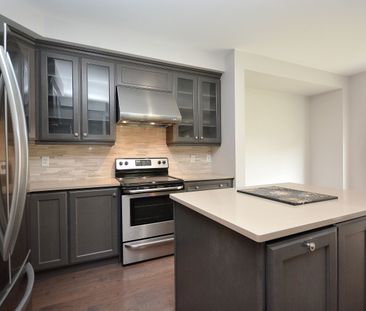 For Lease - 3182 Daisy Way, Oakville, Ontario - Photo 4