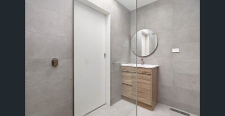 Light-filled two generous bedrooms - Photo 3