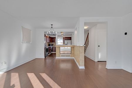 For Lease - 37 Banner Crescent, Ajax, Ontario - Photo 3