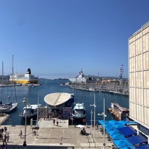 STUDIO A LOUER / PORT DE TOULON - Photo 2