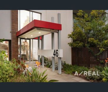 34/8 The Crossing, Caroline Springs, Vic 3023 - Photo 2