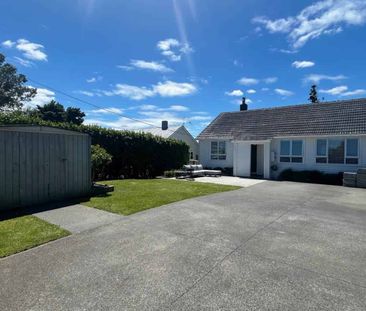 Tidy 3 Bedroom - Photo 1