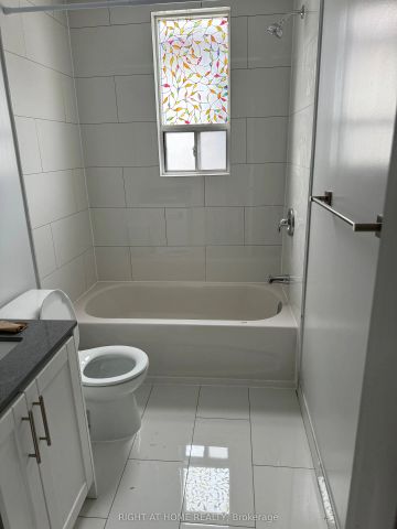 68 woodington Avenue #Upper - Photo 3