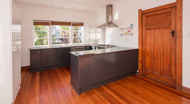 4 Bedroom Home - Photo 1