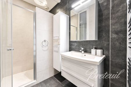 Tout savoir sur cet appartement dans le quartier Clichy-Trinité, à Paris 9ème - Photo 3