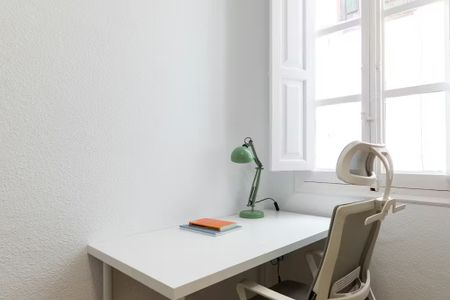 Carrer Martínez Cubells, Valencia, Valencian Community 46002 - Photo 4