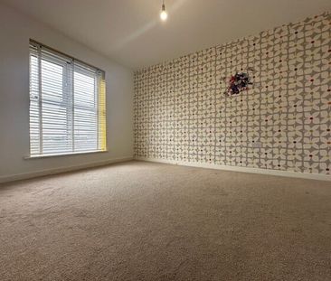 Eighteen Acre Drive, Bristol, Patchway - Photo 5