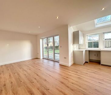 4 bedroom detached house to rent - Photo 3
