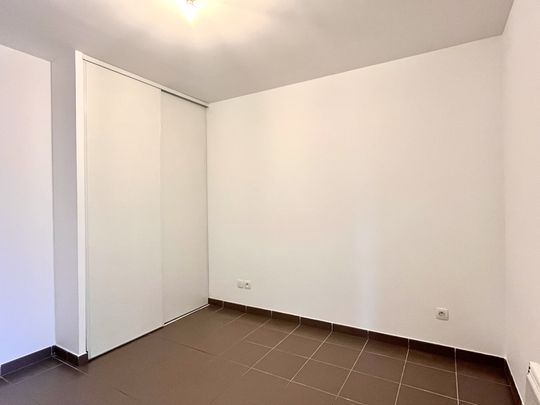 Location Appartement 4 pièces 80m² MARSEILLE 2ème - Photo 1