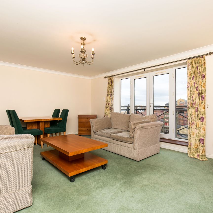 2 bedroom property to rent Handel Road, Southampton, SO15 - Photo 1