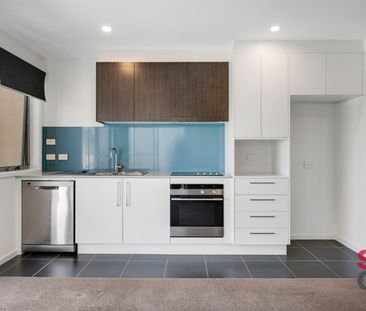 3/6 Sapling Street, Harrison ACT 2914 - Townhouse For Rent | Domain - Photo 5