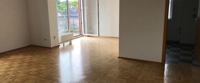 Möbel 'rein und einziehen - hochwertig ausgestattete Wohnung in Krefeld-Bockum - Photo 1