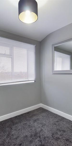 Cross Green Lane, Halton, Leeds, LS15 - Photo 1