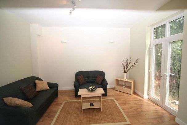 5 bedroom house to rent - Photo 1