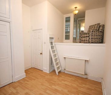 3 bedroom apartment to rent - Photo 6