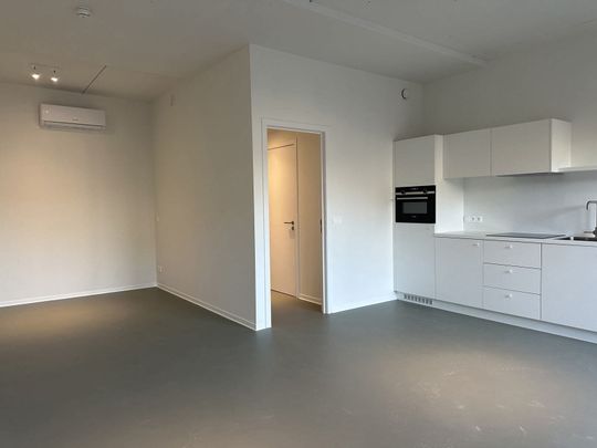 Appartement te huur in Antwerpen met 1 slaapkamer - Photo 1