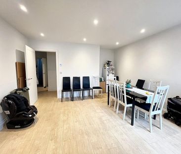 4 bedroom semi-detached house to rent - Photo 2