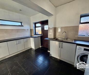 3 bedroom semi-detached house to rent - Photo 2