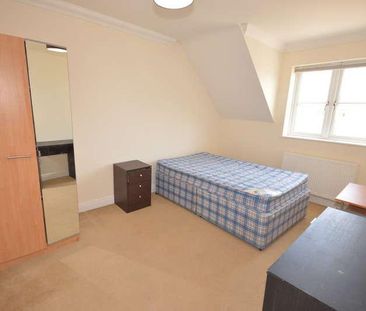 Ensbury Gardens, Ensbury Park, Bournemouth, BH10 - Photo 4