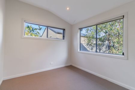 Neat As A Pin - Photo 4