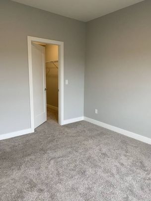 Central Park Village 2BD/2BA – Park Suites - Photo 1