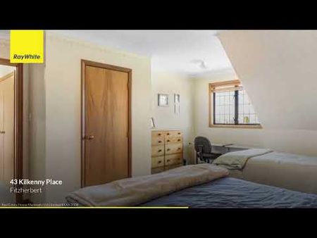 Large home with easy-care section - Photo 5
