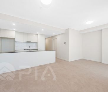 Modern 1 bedroom apartment close to amenities for lease - Photo 5