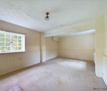 4 bedroom property to rent in Watlington - Photo 1