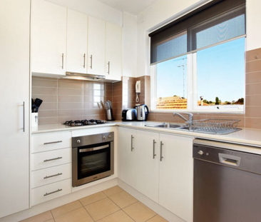 4 / 42 Wilgah St, St Kilda East - Photo 3