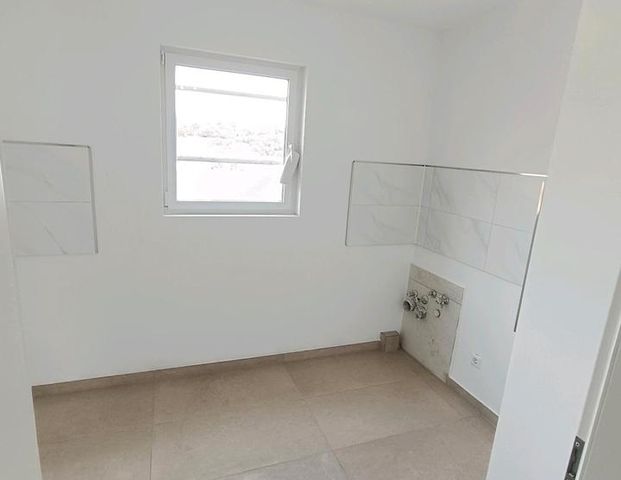 Idyllische Dachgeschosswohnung- Erstbezug nach Kernsanierung - Foto 1