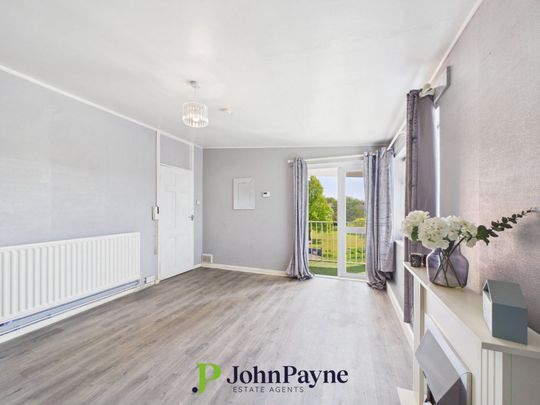 Charminster Drive, Styvechale, Coventry, CV3 5AA - Photo 1