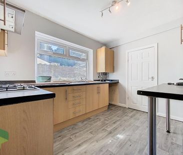 2 bedroom terraced house to rent - Photo 6