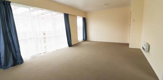 Tidy 3-Bedroom Brick Home in Silverdale - Photo 2