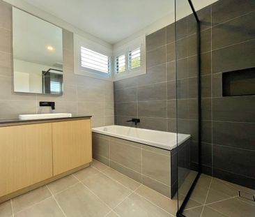 Architecturally Designed Large Three Bedroom Home in Premier Location! - Photo 5