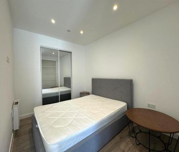 Studio to rent - Photo 4