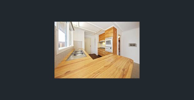 FANTASTIC PROPERTY - Photo 1