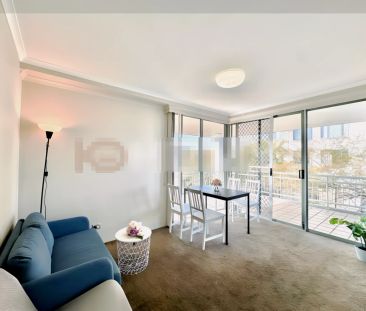 3 bed 2 bath - Photo 1