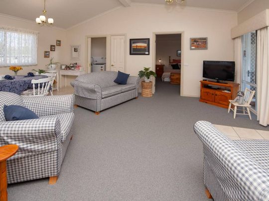 Lakeside Living - Photo 1