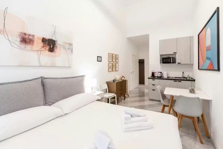 Via San Giovanni alla Paglia, Milan, Lombardy 20124 - Photo 2