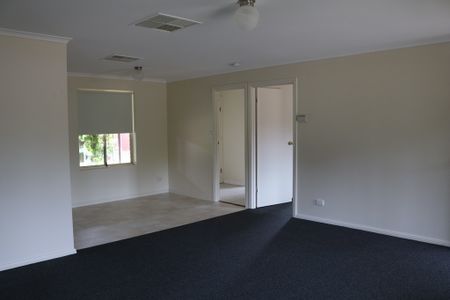 2/18 Gosford Street - Photo 5