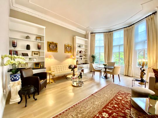 Cadogan Square, Knightsbridge, London - Photo 1