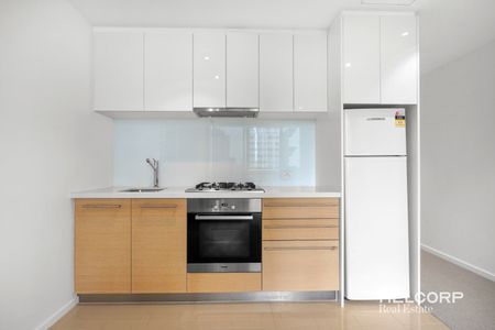 ABODE 318 - UNFURNISHED WITH WHITEGOODS - Photo 4
