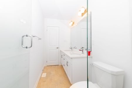 For Lease - 164 Stamson Street, Kitchener, Ontario - Photo 4