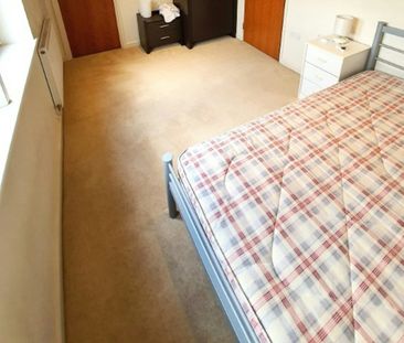 Flat to rent on - Photo 3