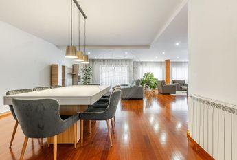 Apartamento T5 em Braga