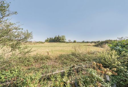 Swan Lane, Stoke Orchard, Cheltenham, Gloucestershire, GL52 - Photo 4