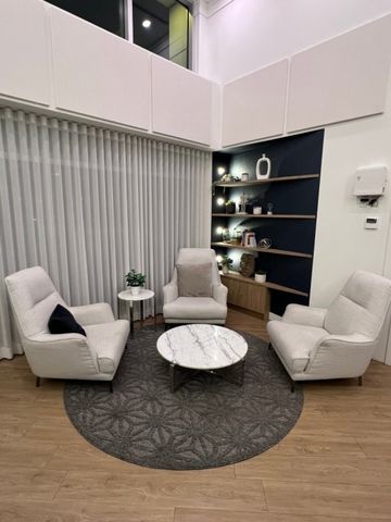 410 Boul. Jean-Baptiste-Rolland E., J7Z 0L3, Saint-Jérôme - Photo 3