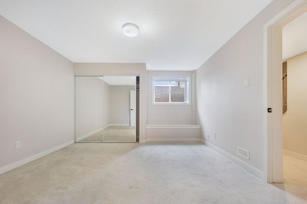 For Lease - 309 Olivenite Private, Barrhaven, Ontario - Photo 1