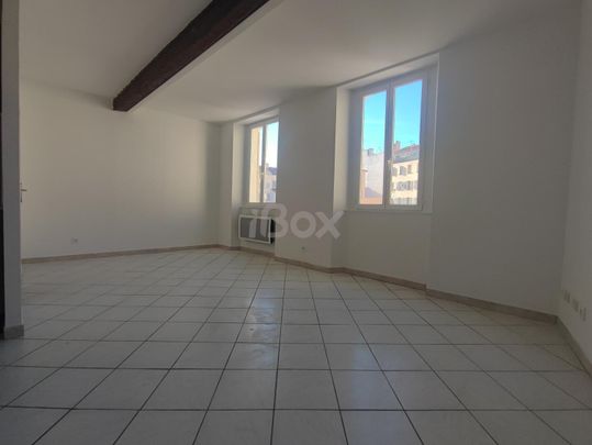 Appartement 1 pièce(s) 28.75 m² - Photo 1