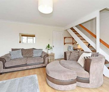 Little Breach, Chichester, PO19 - Photo 3